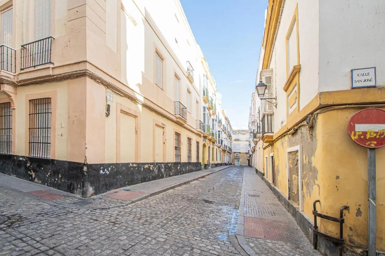 Apartamento El Cobijo De Cadiz contacts