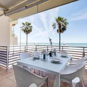 apartamento-la-terraza-del-mar.hotelsincadiz.net/